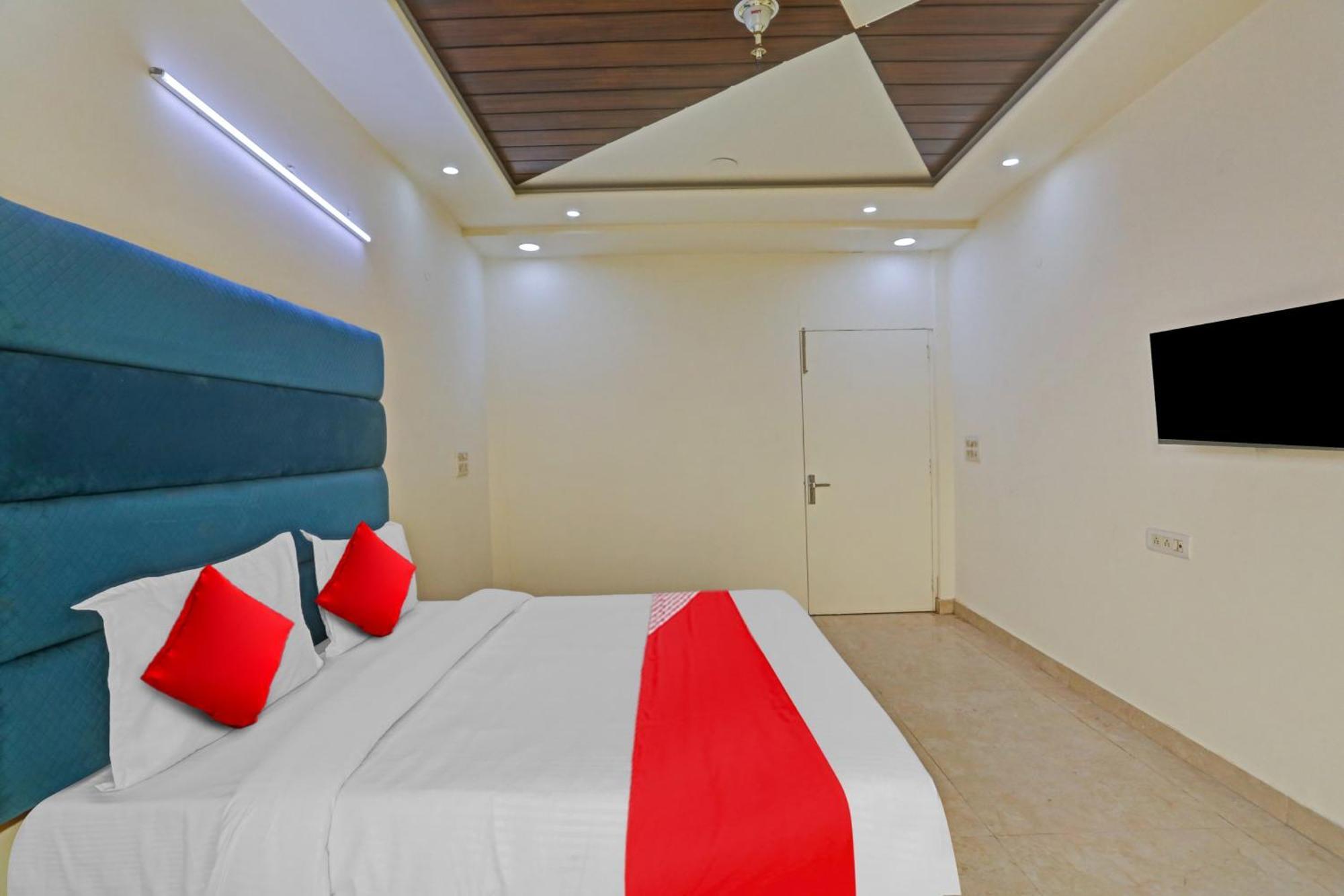 Hotel O Golden Key Inn Punjabi Bagh นิวเดลี ภายนอก รูปภาพ