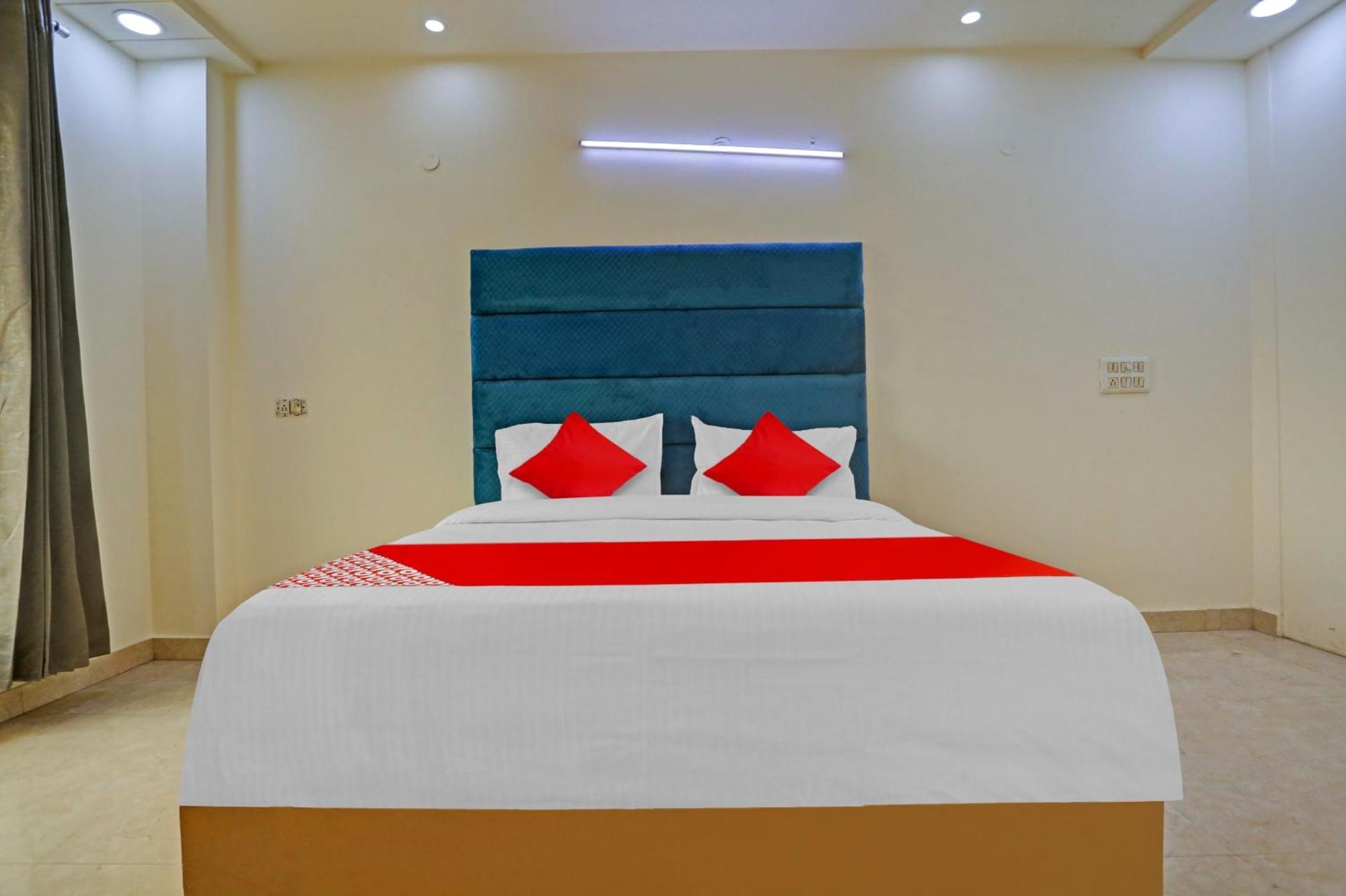 Hotel O Golden Key Inn Punjabi Bagh นิวเดลี ภายนอก รูปภาพ